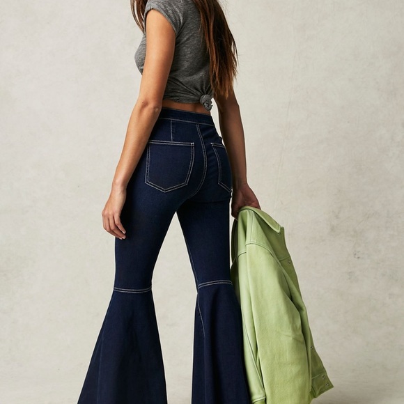 Free People Just Float On Flare Jeans - Picture 2 of 7